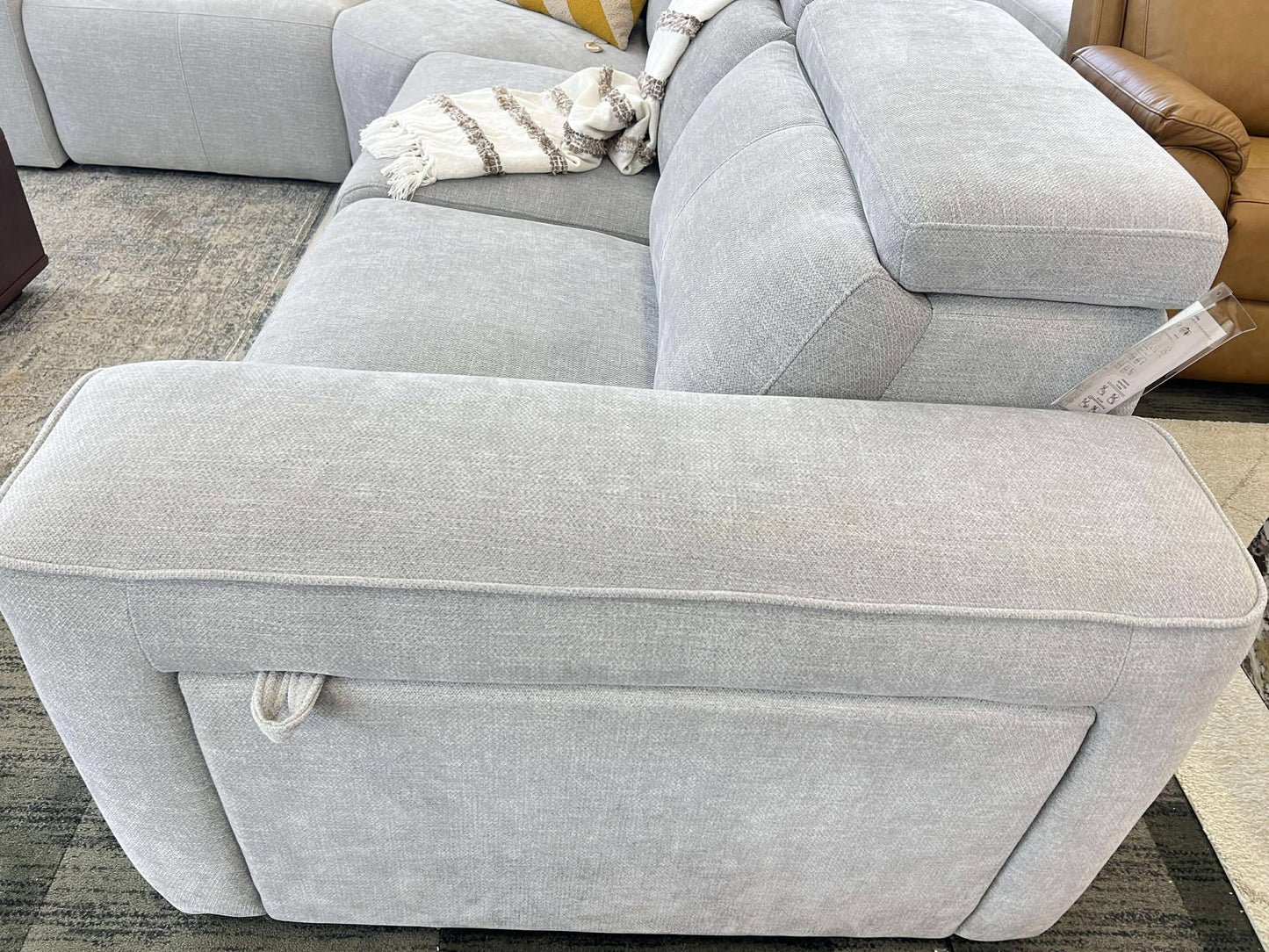 (LIMITED TIME SALE) ECLIPSE 5 Seater Modular Dual Moter Electric Recliner