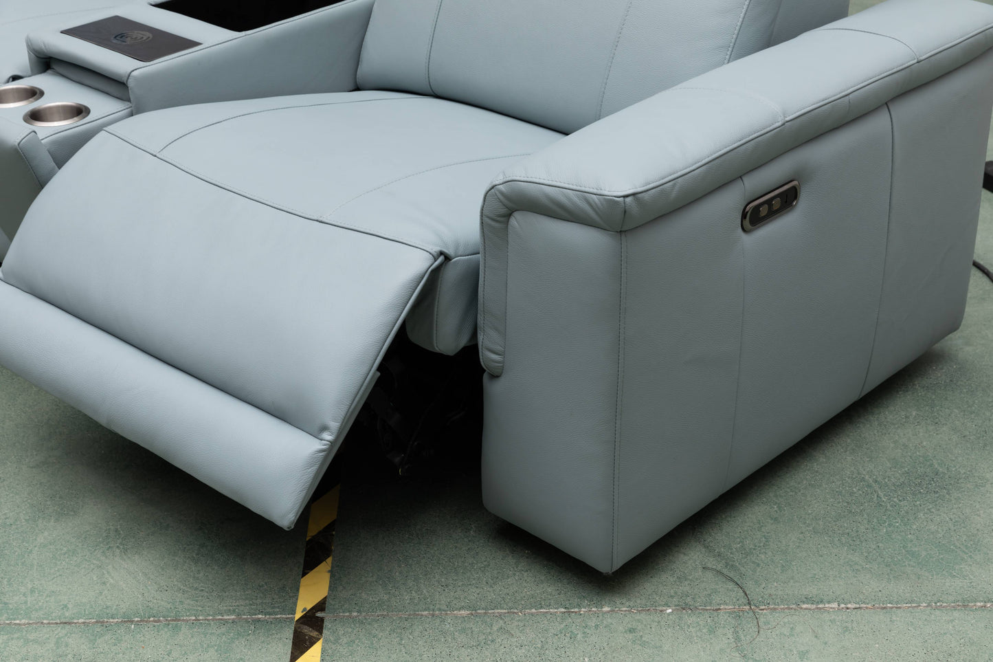 CENTRO THICK GENUINE LEATHER MODULAR ELECTRIC RECLINER