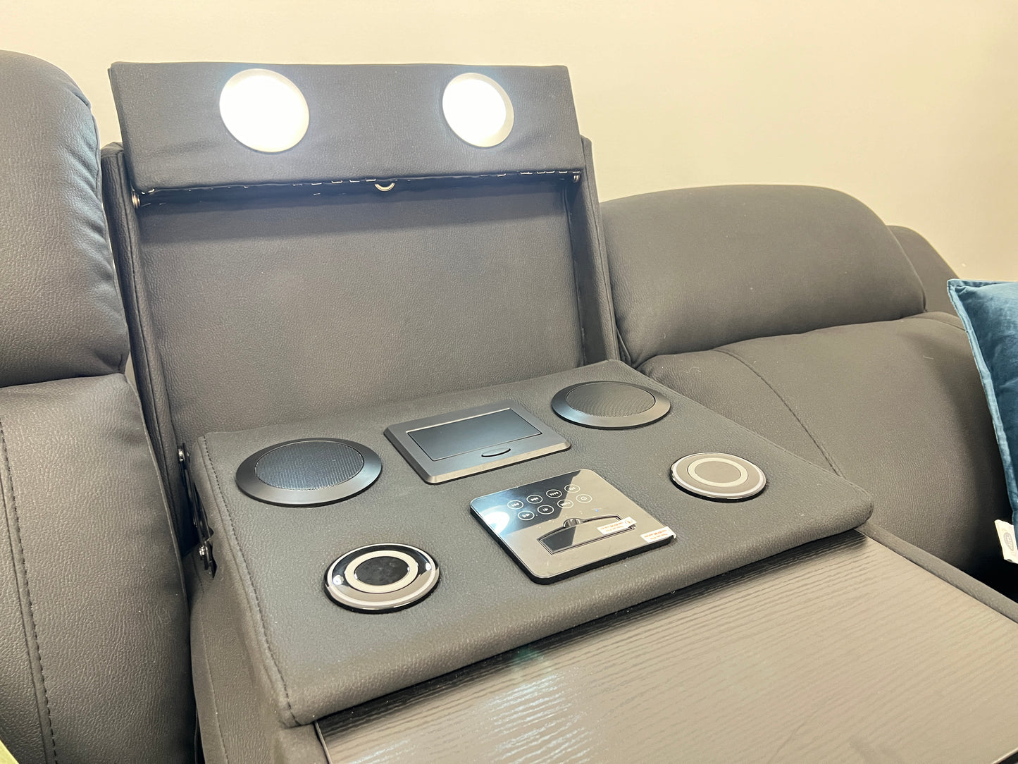 Delhi Multi-Motion Recliner