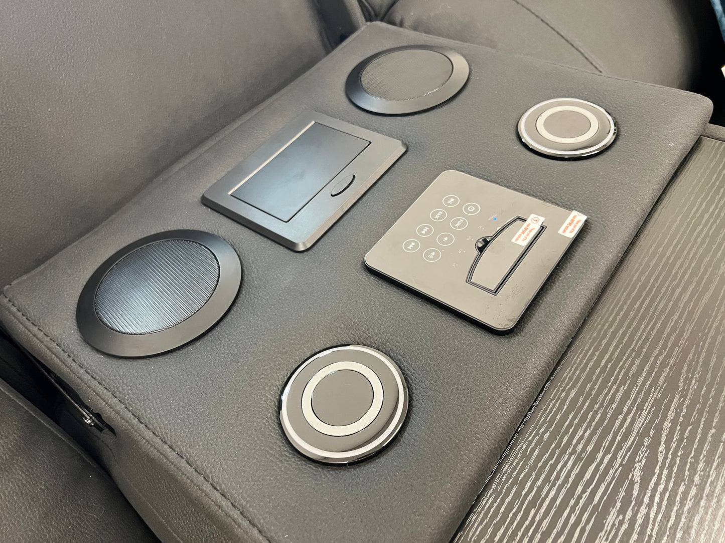 Delhi Multi-Motion Recliner