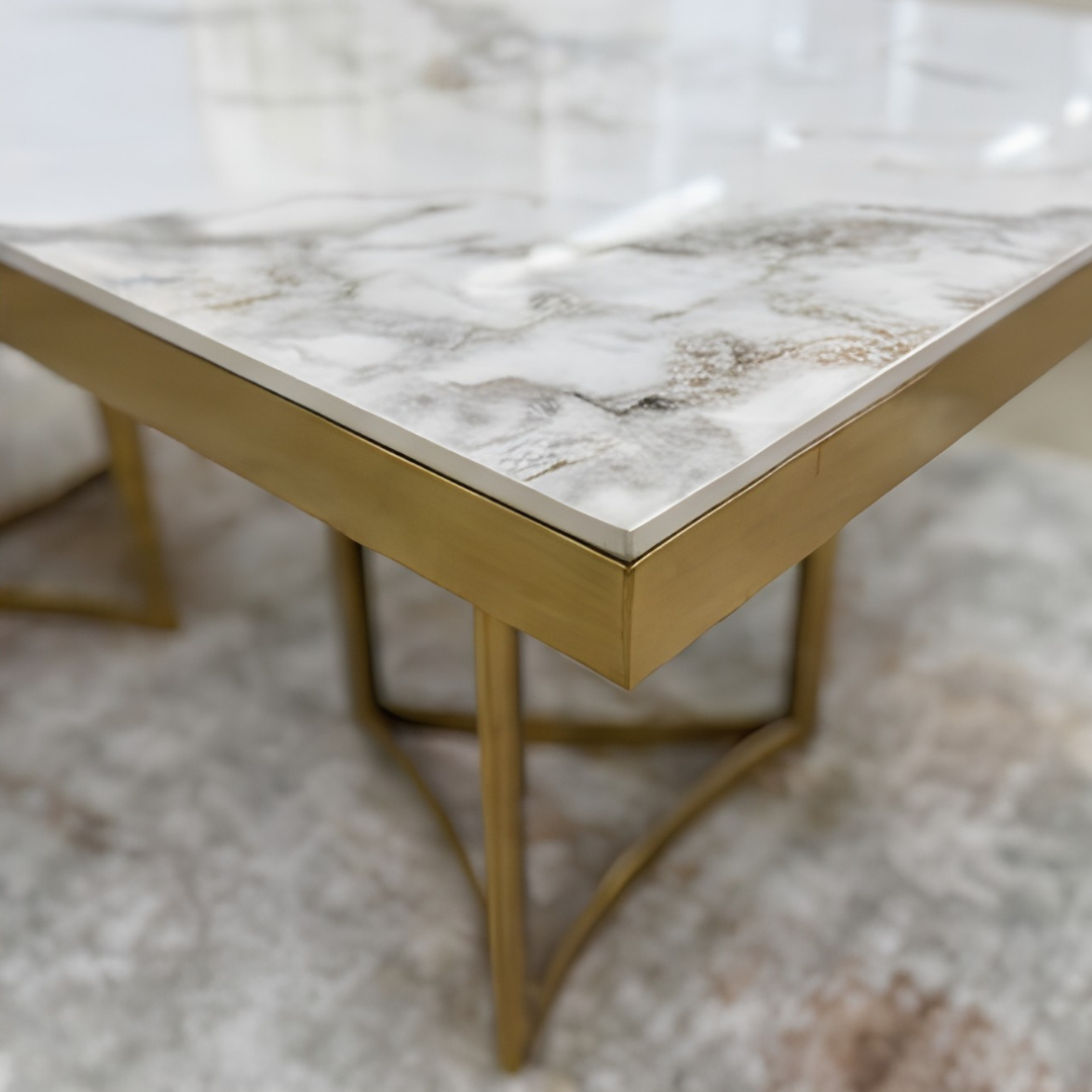 GOLD LINE Dining Table