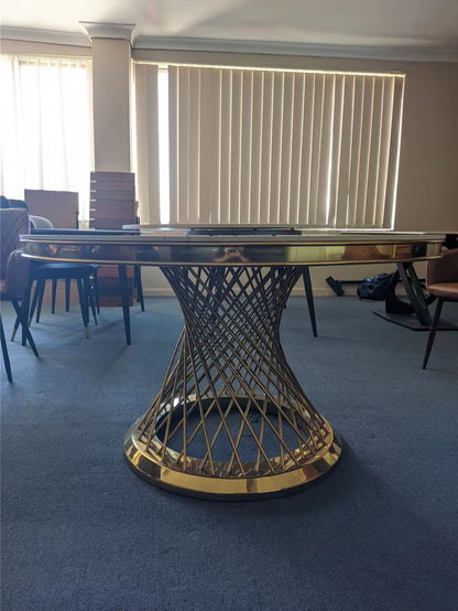 Luxe Dining Table