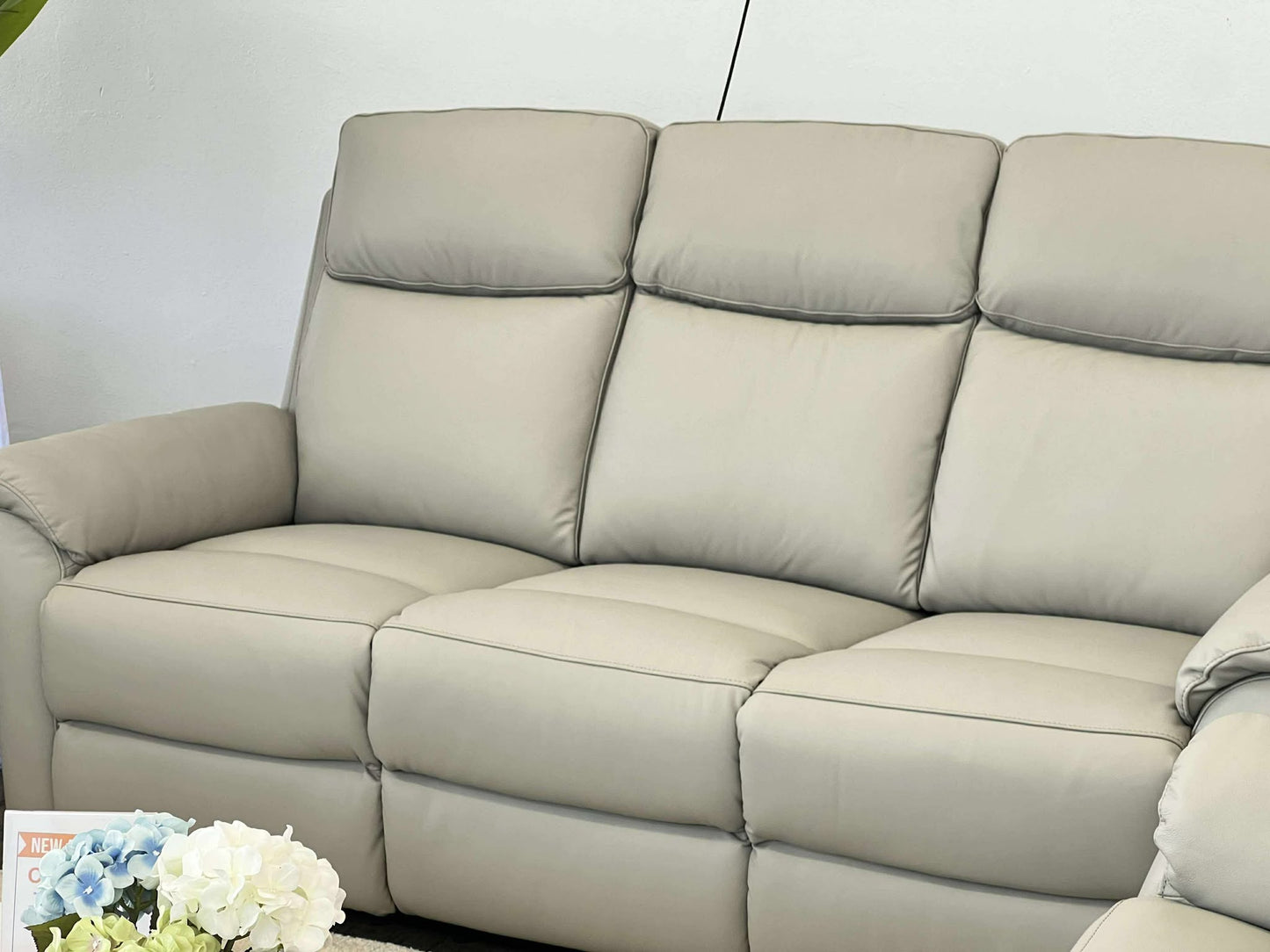 MALTA LEATHER ELECTRIC RECLINER