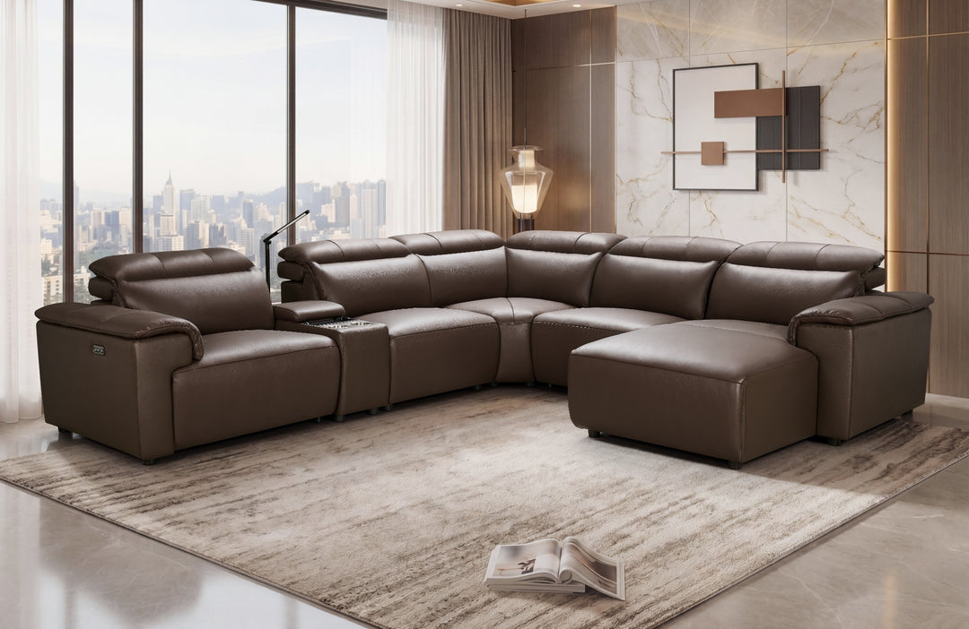 OPAL CORNER LOUNGE