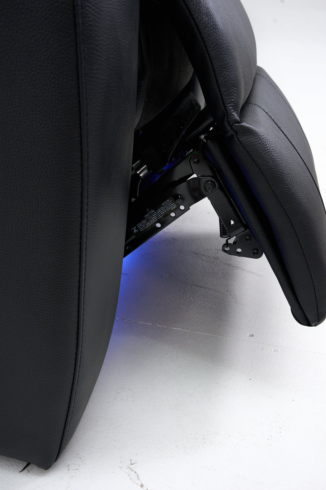 NEXUS RECLINER LOUNGE
